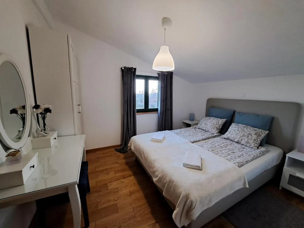 Villa Stone Pearl With Heated Swimming Pool Sveti Filip i Jakov