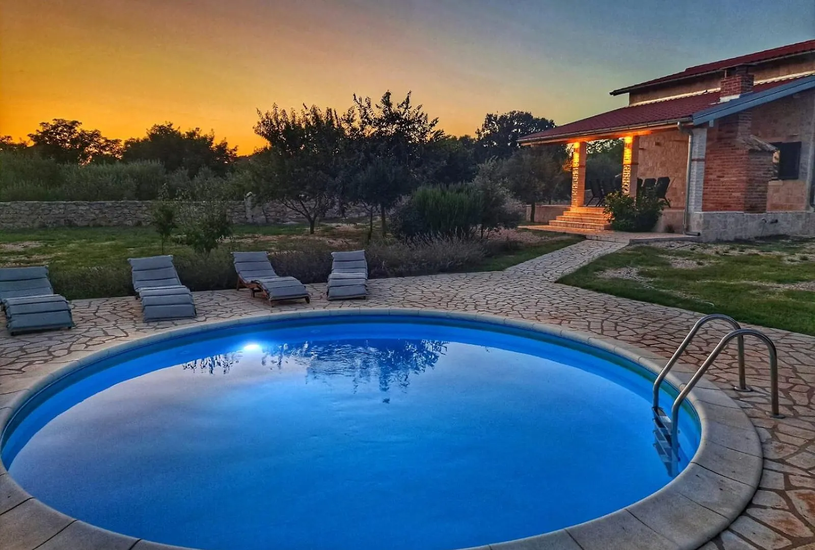 Villa Stone Pearl With Heated Swimming Pool Sveti Filip i Jakov