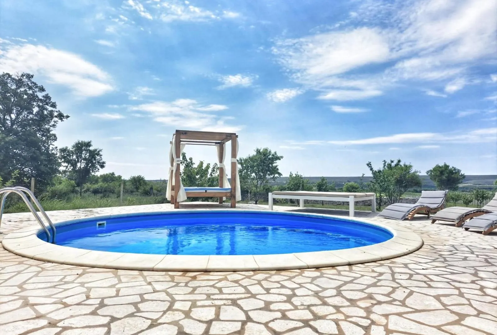 Villa Stone Pearl With Heated Swimming Pool Sveti Filip i Jakov Croatia
