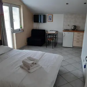 Antica Sveti Filip i Jakov