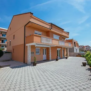 Nara Homes Sveti Filip i Jakov